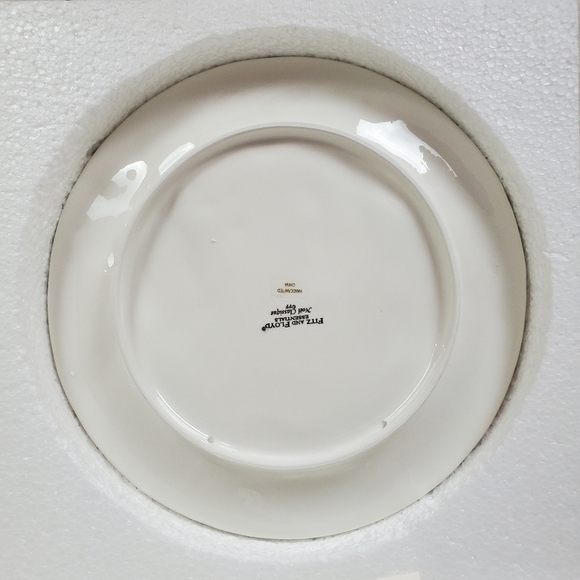 Fitz and Floyd Noel Classique Canape Plate Holly Berries 2004 - Picture 6 of 9